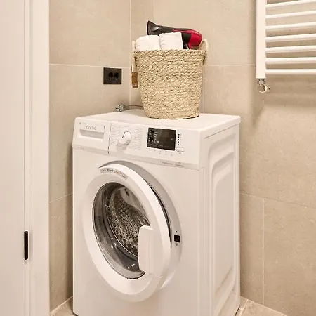 Mg Brothers In Infinity Mamaia